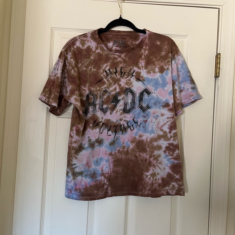 Ac/dc high voltage tie dye tshirt